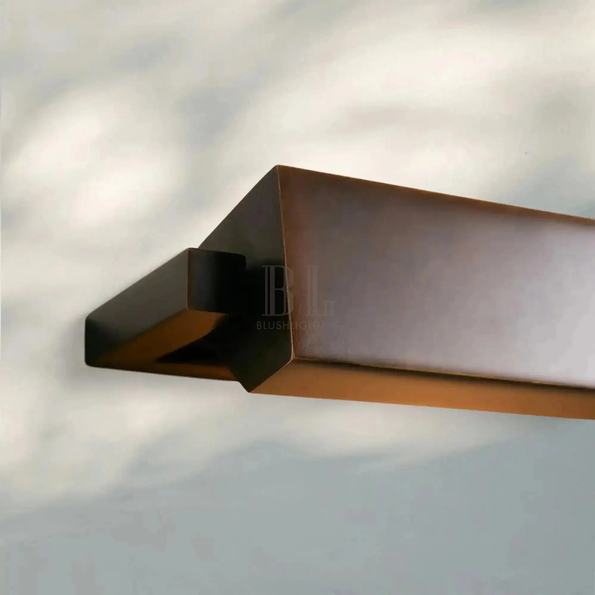 Zaeden Wall Sconce 18" 24" 30" - Blushlighting